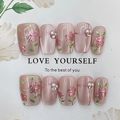 新款纯手工穿戴甲中方猫眼碎花雕花粉色温柔高级百搭日常美甲