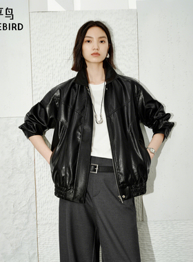 太平鸟黑色仿手搓油蜡皮PU皮衣外套女2025款时尚宽松夹克*