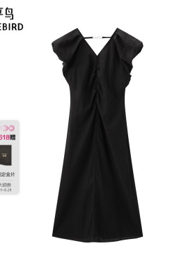 太平鸟黑色V领无袖连衣裙夏装新款小黑裙品质连身裙A1FAF2550