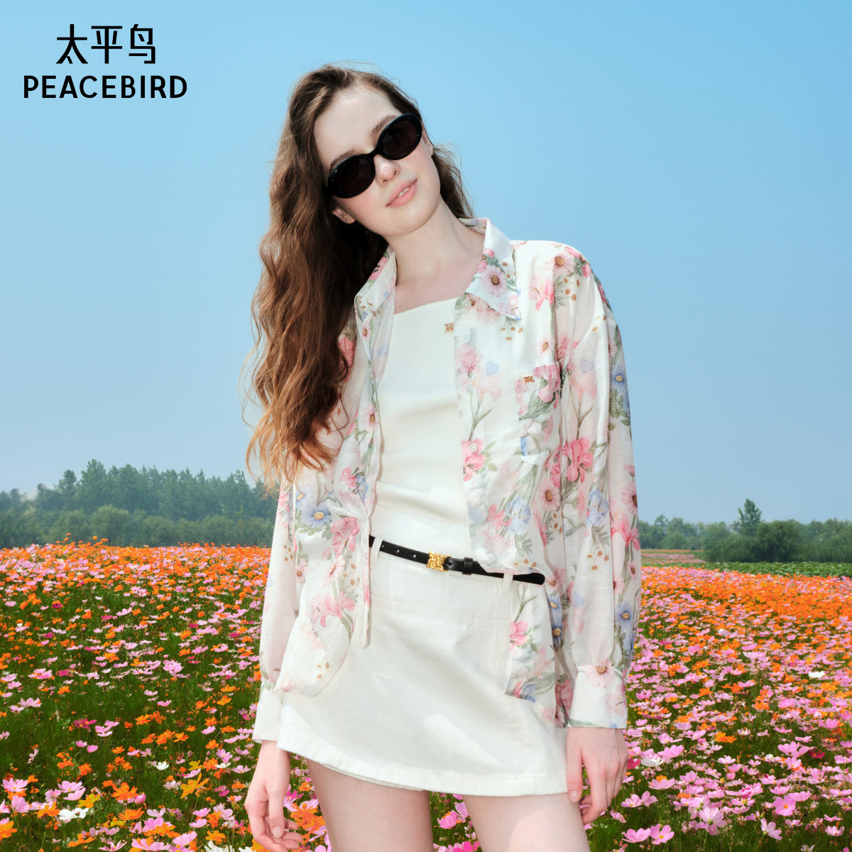 太平鸟2024年夏季新款Daria Song联名花卉纹样衬衫