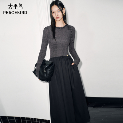 太平鸟女装针织拼接法式连衣裙长