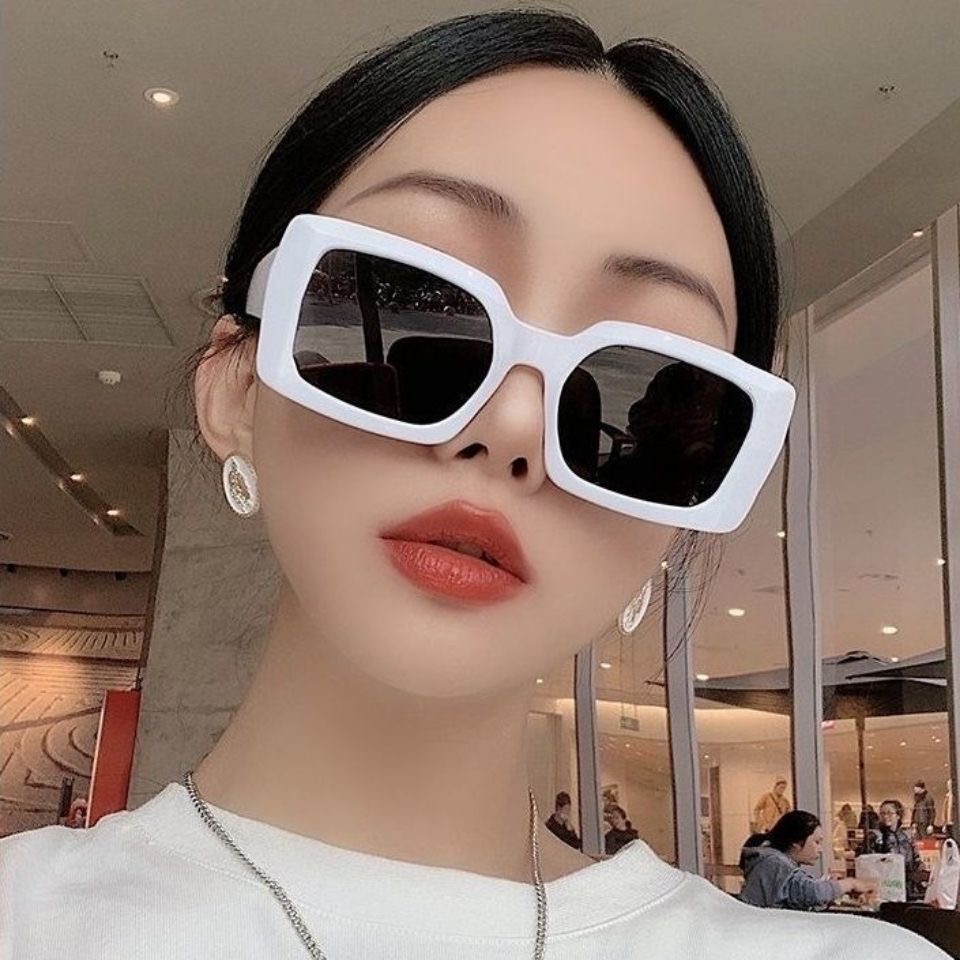 网红ins复古方框白色太阳镜