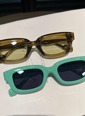 绿色简约方形太阳镜凹造型