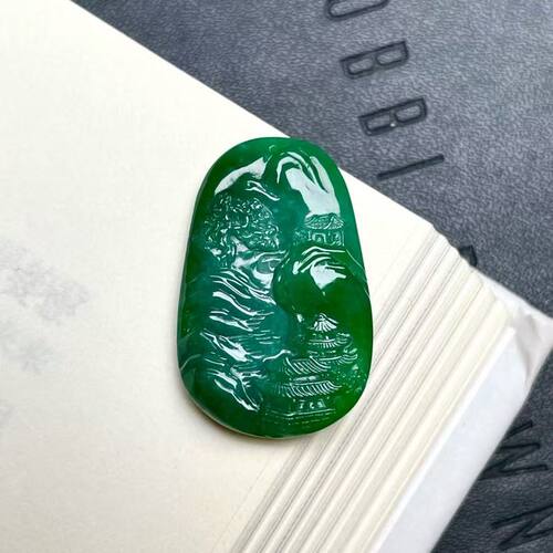 传其翠宝天然缅甸翡翠A货老坑满色山水牌吊坠底子细腻雕工精湛