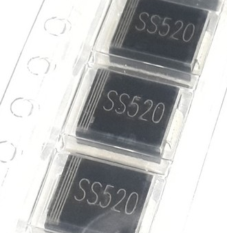 全新肖特基二极管 贴片SS520 SS5200 SMB 5A 200V 10个