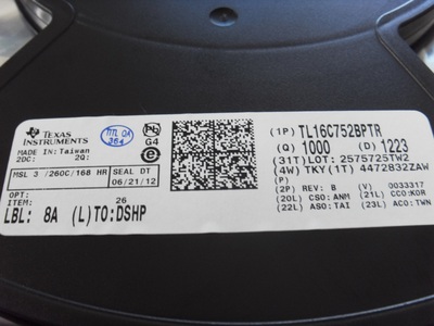 全新原装 TL16C752BPT TL16C752B BPTR LQFP-48 接口收发器芯片