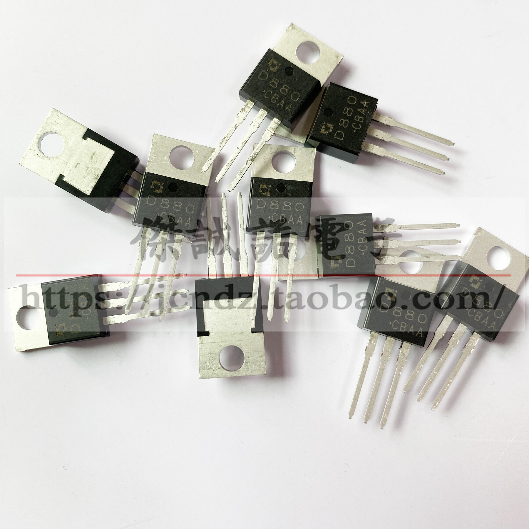 全新原装 长电/长晶 2SD880 D880 TO-220 60V 3A NPN晶体管三极管