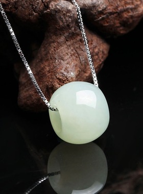 上新和田色玉吊坠路路通和田玉项链彩银女配饰锁骨链生日礼物简约