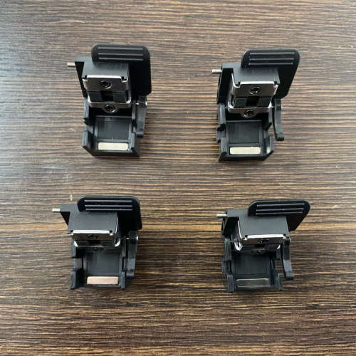 Shineway信维OFS-80 OFS-90光纤熔接机加热器炉右侧夹具压板