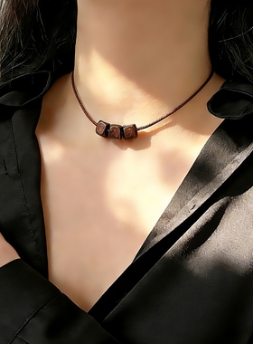 不掉色高级复古木质方块项圈