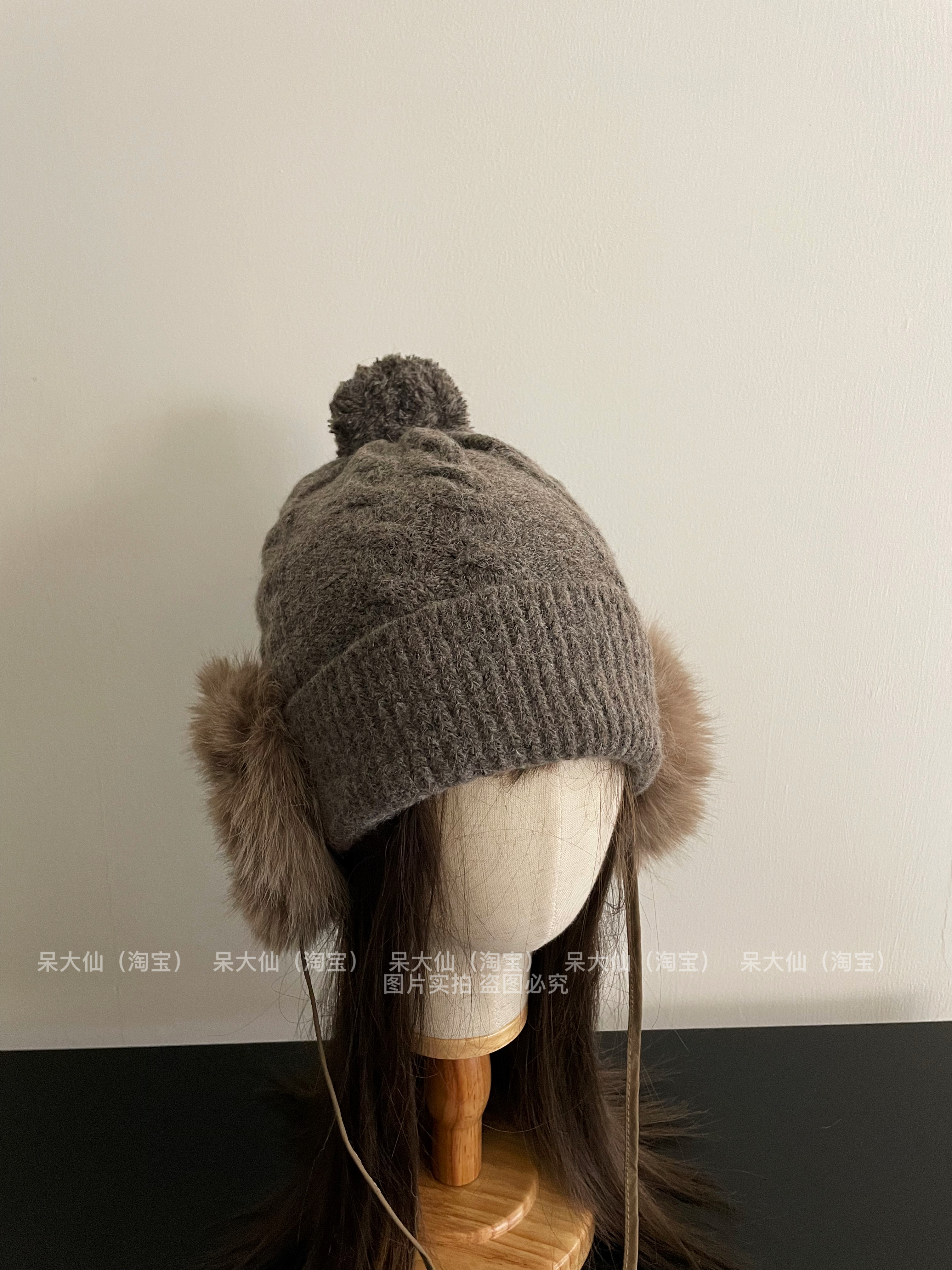 时髦精bi入～耳罩毛球麻花毛线帽子女秋冬季显脸小护耳保暖针织帽