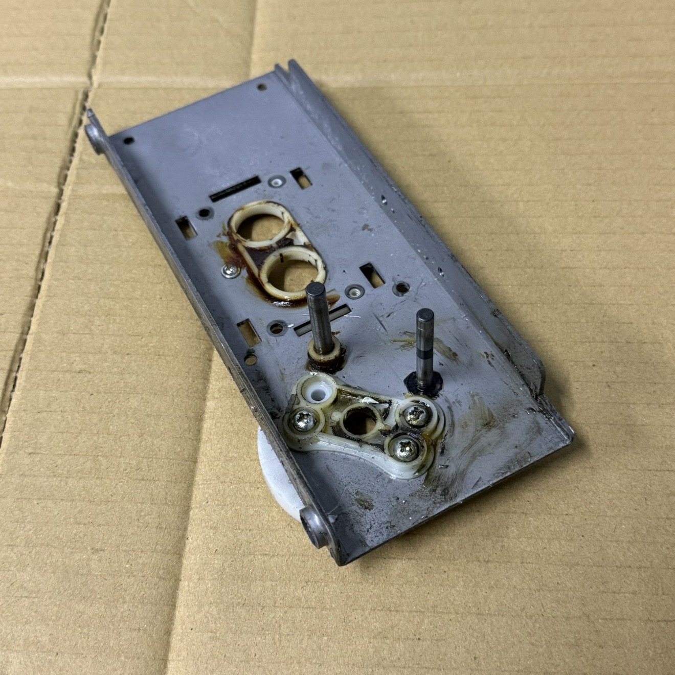 得力碎纸机刀具齿轮9904机芯刀具齿轮图片