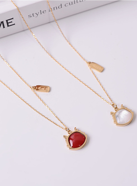 钛钢项链 镀18K金福龙项链女本命年新年龙年福牌锁骨链小众礼物