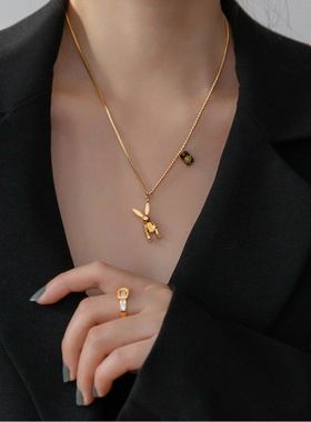 钛钢项链 不掉色金色小兔子项链女小众设计轻奢锁骨链简约配饰品