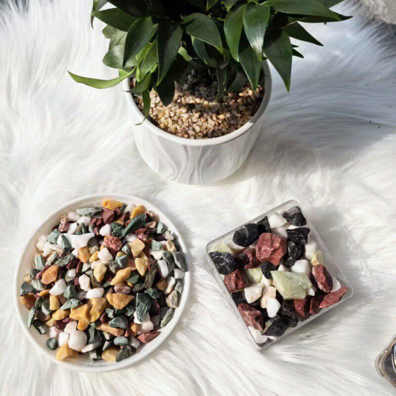 五彩石子源头厂家白色机制水磨石批发黑色灰色红色砾石子水洗石