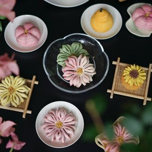 糕点花酥蛋黄酥桃花酥荷花酥订婚摆盘伴手礼和果 新货素直茶点中式