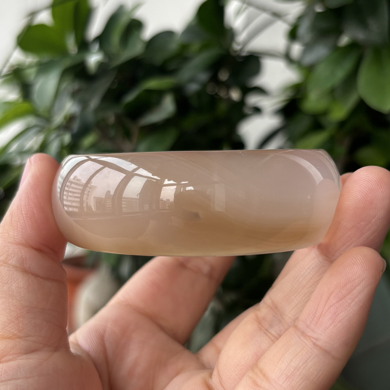 天宝屋 天然玛瑙手镯 加宽加厚 水润荧光 时尚  58.3mm J132