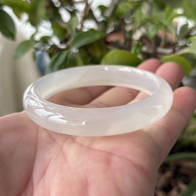 天宝屋纯天然玛瑙手镯 原色玉髓 冰种荧光  民族风 58.3mm M4142