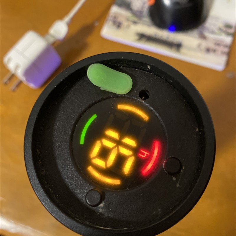 熊火户外XT28 XT36强光钓鱼灯紫光蓝光灯电筒 XT58夜钓灯 充电器