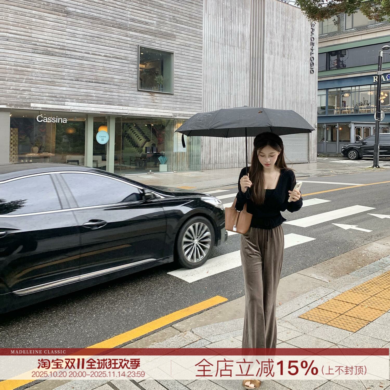 许许然Madeleine【丝绒巧巧】早秋休闲宽松微喇丝绒长裤女