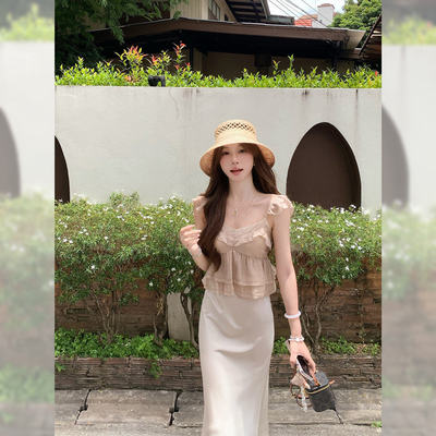 【郁金香瓶】醋酸天丝荷叶边上衣