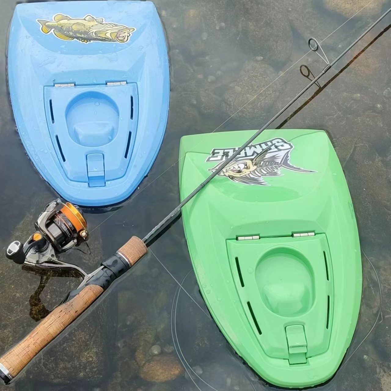 溪流引舟 渔博友舟路亚便携活鱼桶溪流时尚个性小游艇造型ABS材质