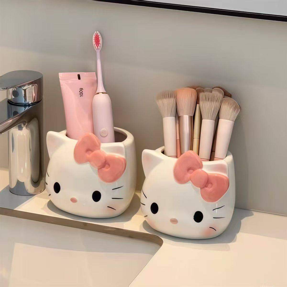 可爱KT猫化妆刷卡通收纳筒学生桌面笔筒文具收纳盒高颜值创意摆件,收纳整理,笔筒,淘宝优惠券,粉丝福利购,淘宝优惠卷