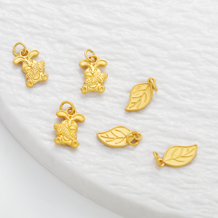 18k包金保色哑金兔子叶子吊牌10*15mm吊坠diy手链项链吊耳坠饰品