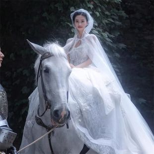 时尚新娘飘逸轻纱斗篷仙仙的拖地披风 旅拍外景出片搭配披肩配件