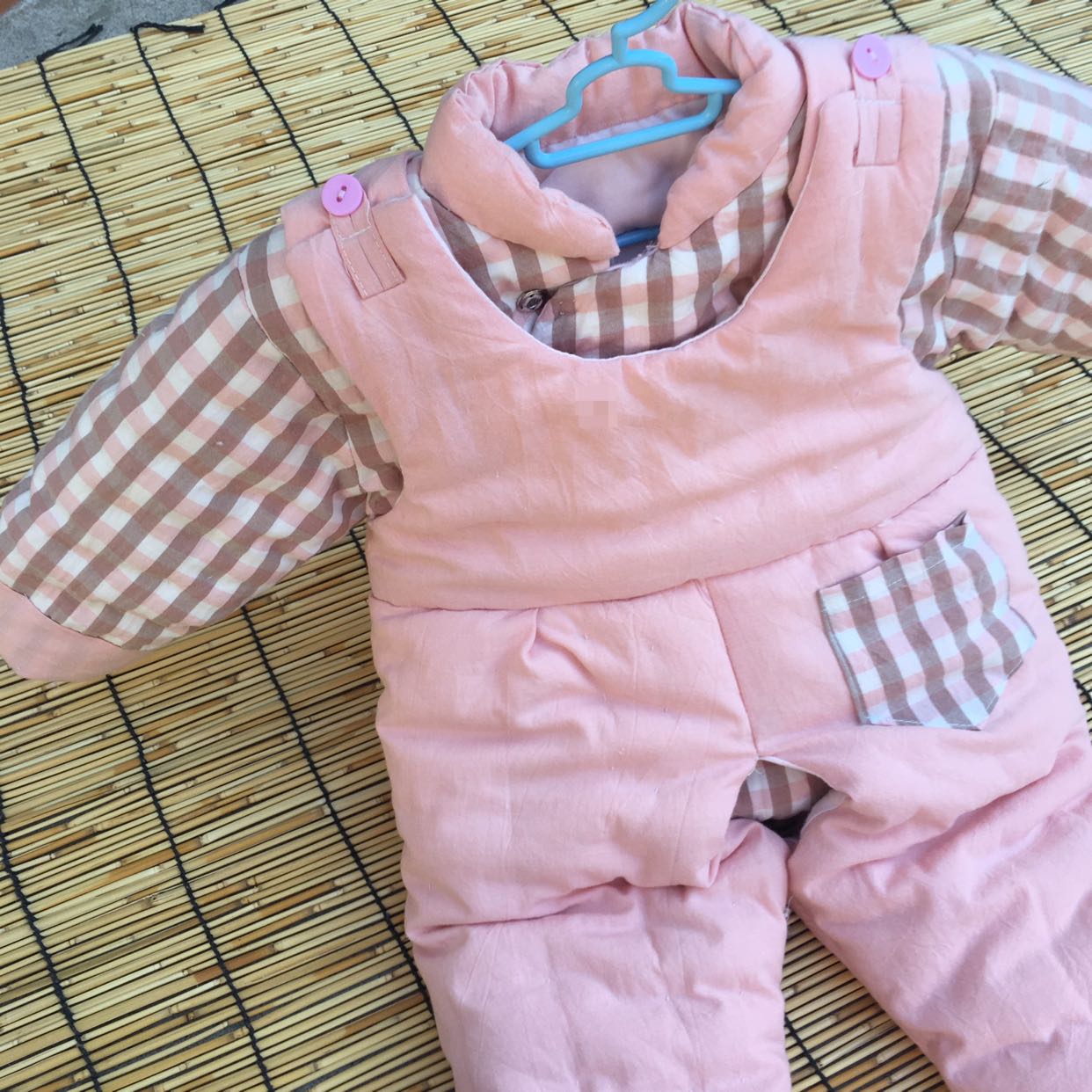 婴儿手工加厚小孩开档背带裤