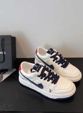 2025春夏新款勾勾板鞋真皮百搭平低舒适透气小白鞋巨好穿韩版休闲