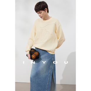 因由 绳绣松弛感穿搭圆领卫衣外套女宽松套头早春上衣 马年新短款