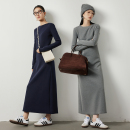 因由 连衣裙女美拉德色系静奢风极简显瘦秋冬内搭打底长裙 中长款