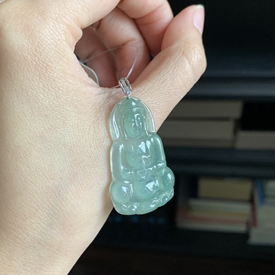 毛毛的翠//M 12767//天然18k扣头冰油青观音吊坠//480