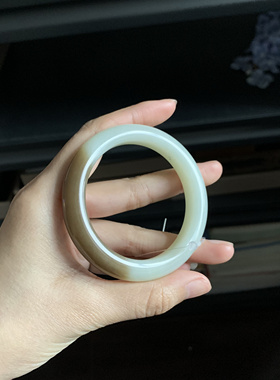 毛毛的翠//M 12001/和田玉糖白手镯//51.2/1400