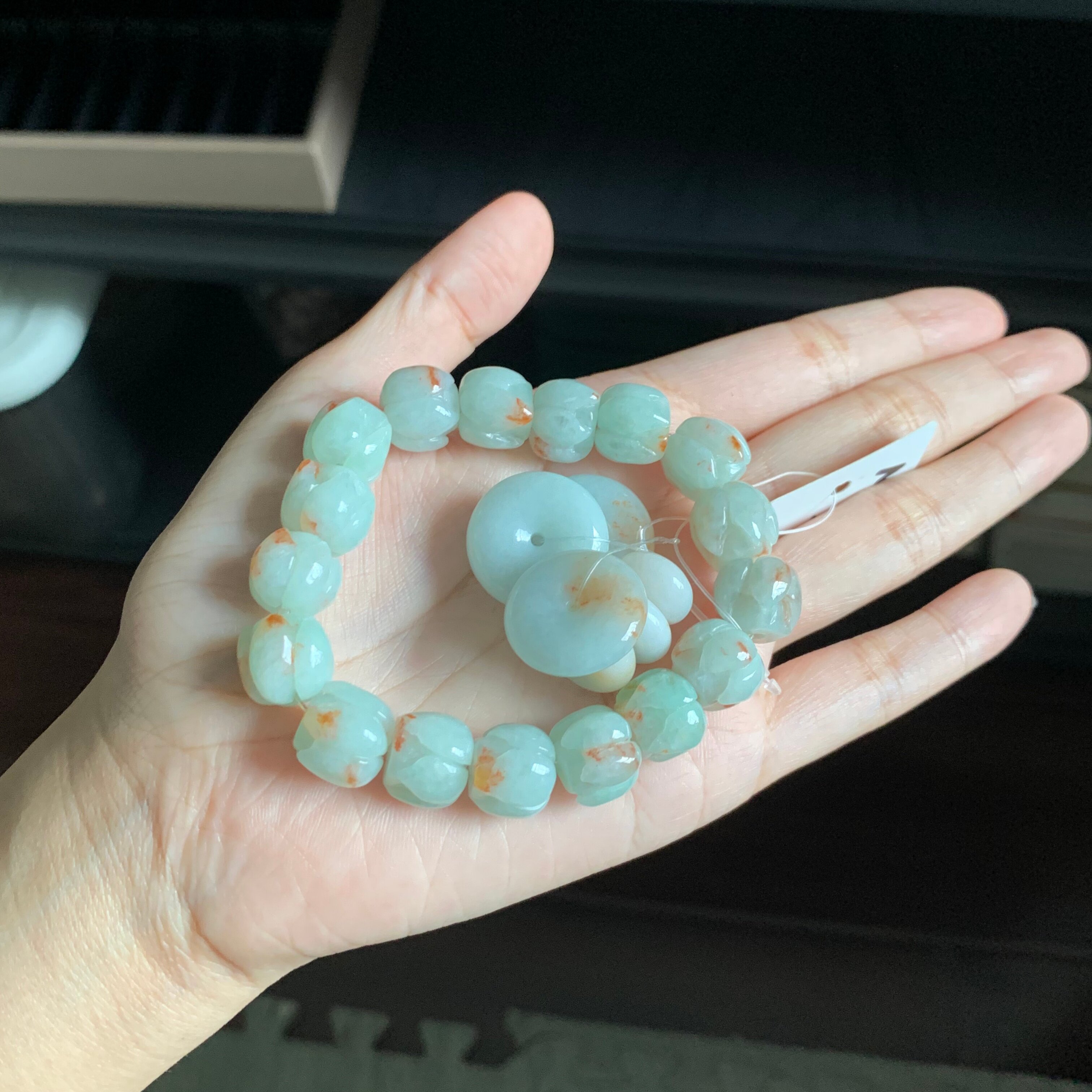 毛毛的翠/M 15696/天然洒红翡莲花扣子翡翠大礼包//450