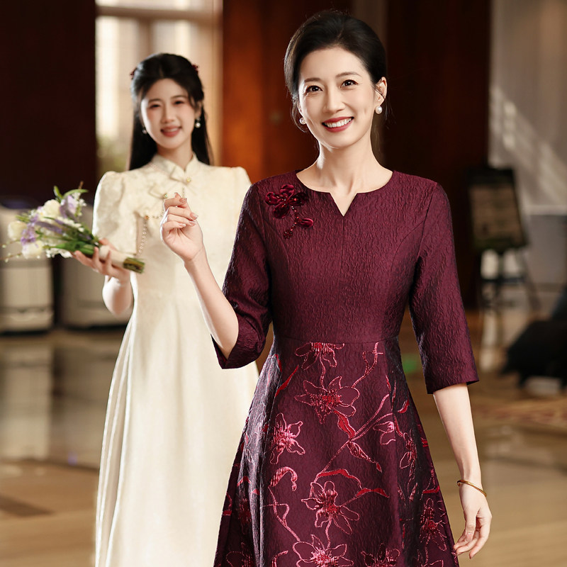 喜婆婆婚宴装2025新款高贵礼服女中袖减龄连衣裙结婚气质晚装裙