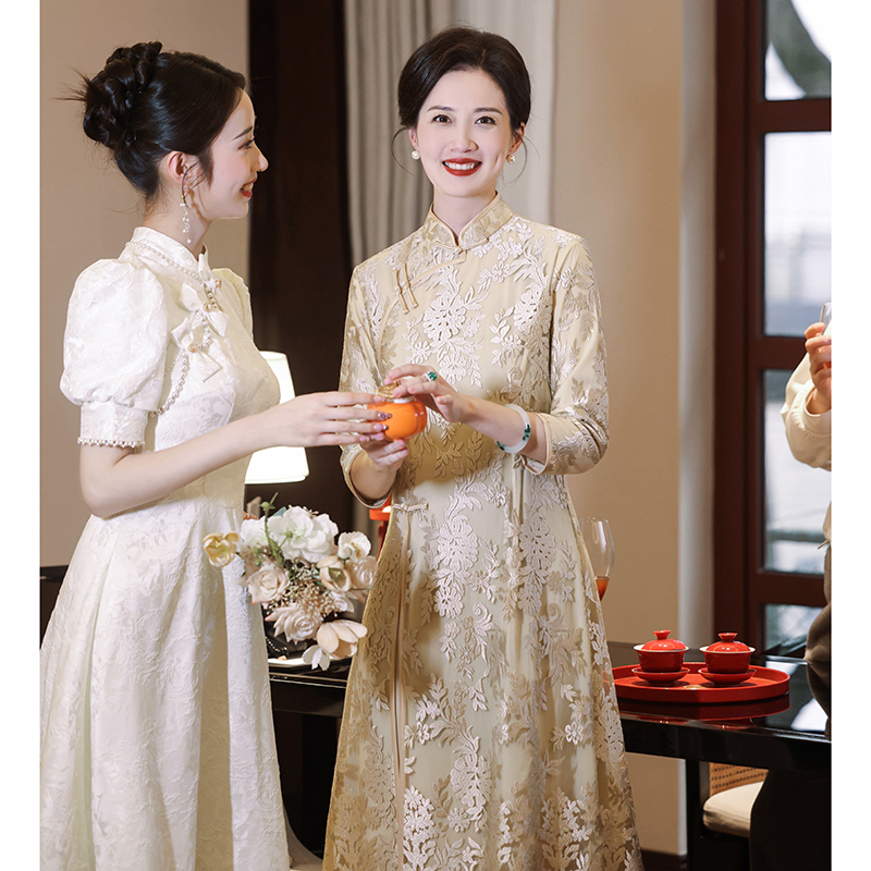 高端妈妈婚宴旗袍连衣裙香槟色高级感女儿结婚丈母娘礼服平时可穿