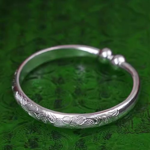 S999足银实心泥鳅背牡丹花手镯云南雪花银手工錾刻银镯子妈妈礼物