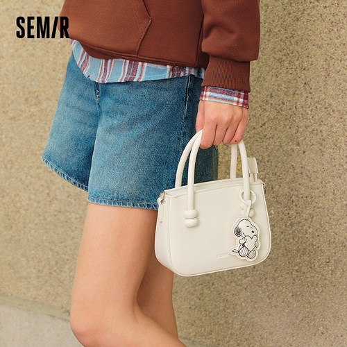 森马史努比系列单肩包可爱斜挎包
