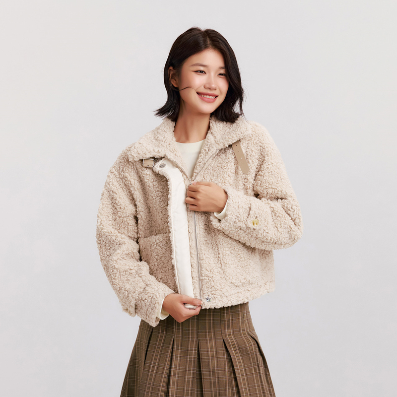 森马温柔慵懒简约宽松毛绒外套女