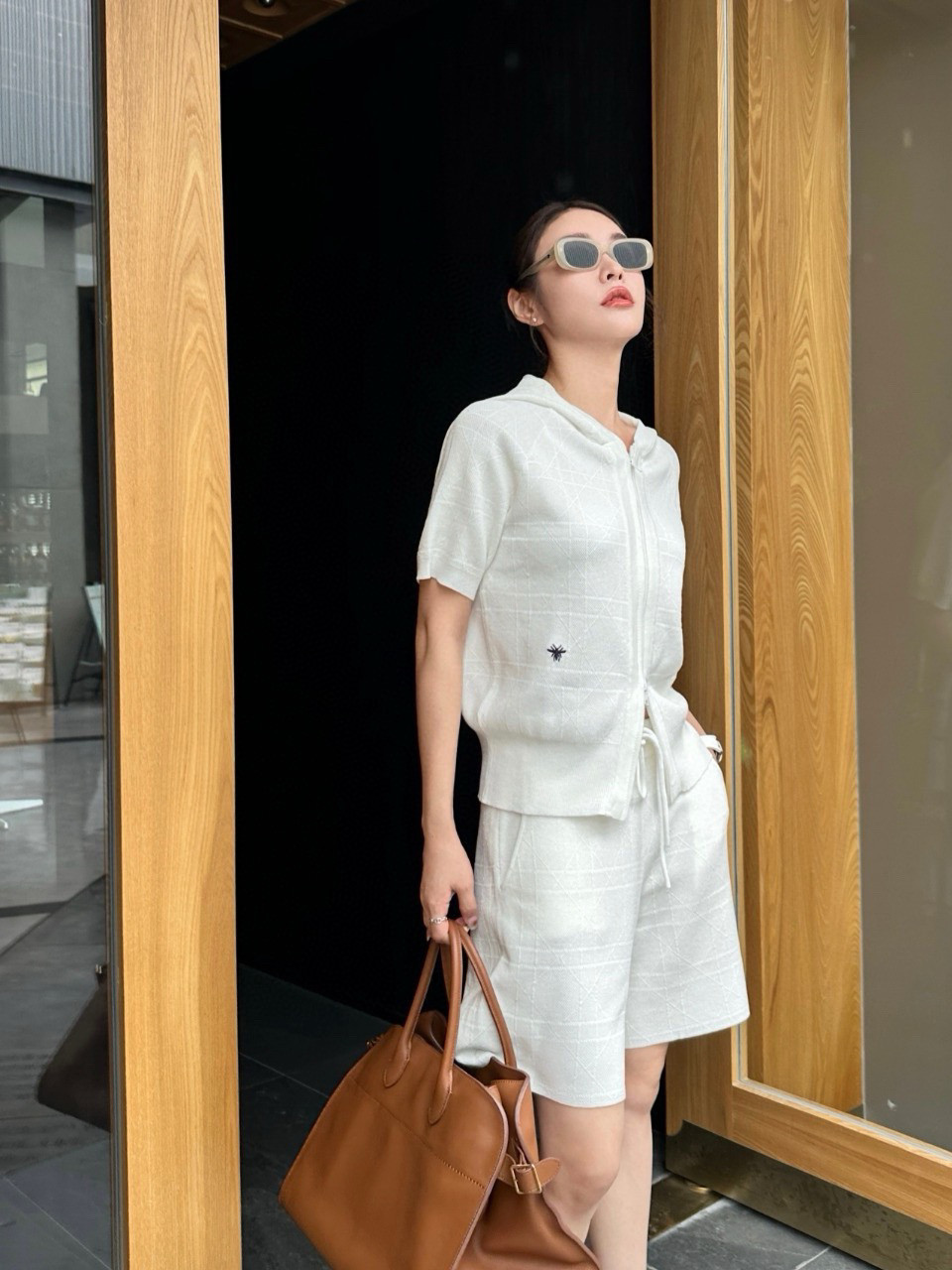 2025高定春夏新款刺绣菱格连帽拉链卫衣+五分裤针织套装女款上衣