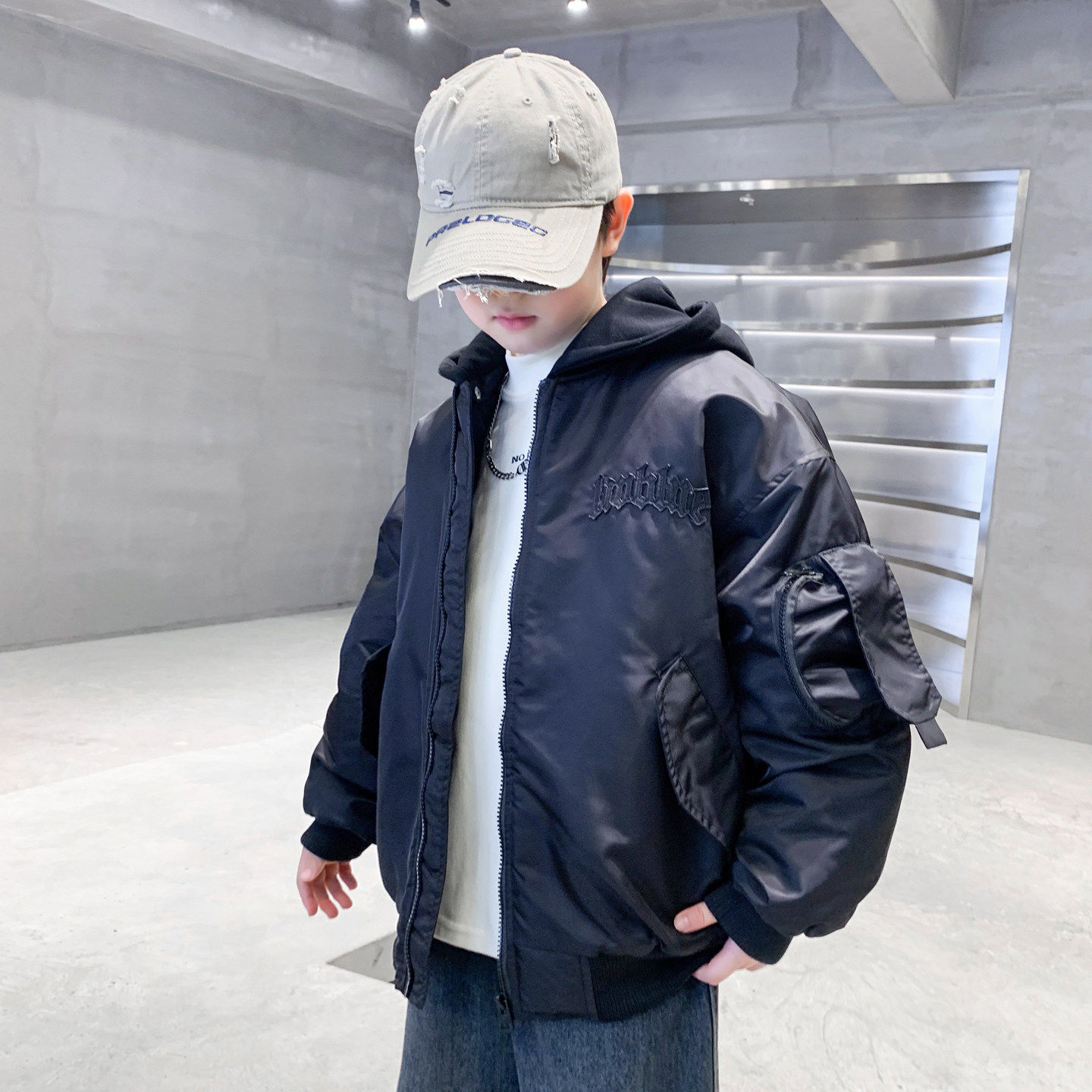 法国BADNUT男童秋冬外套2025新款儿童夹棉加厚大童痞帅连帽棒球服