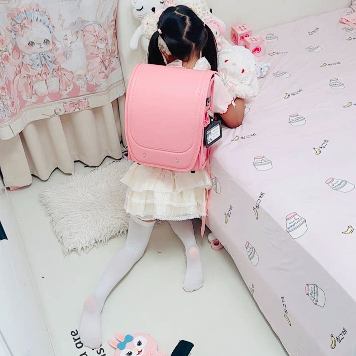 春宇日式小学生防水大容量书包