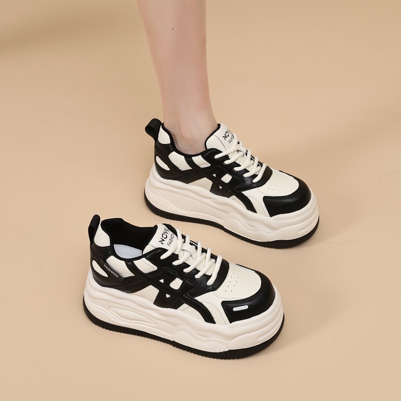 2025年春秋新款时尚厚底休闲鞋