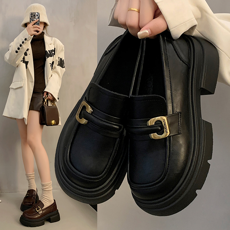 韩版休闲乐福潮鞋2025年春秋厚底女款新时尚百搭显脚小洋气小皮鞋