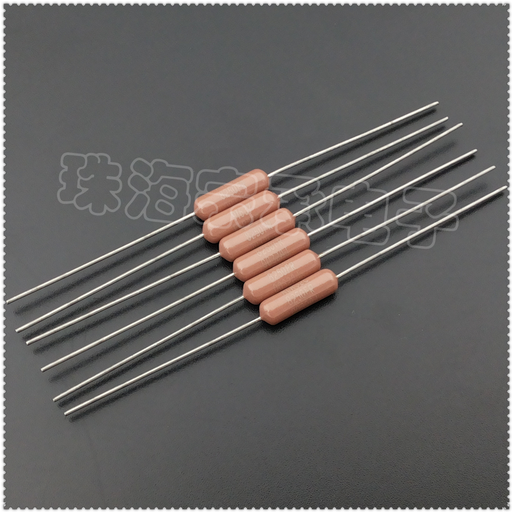 进口美国 825R 3W DALE RLR32C 825欧 金属膜电阻 代820R