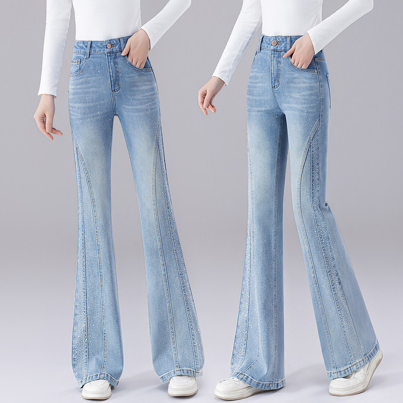 浅色烫钻牛仔微喇裤女春秋季2026年新款超好看满天星亮钻喇叭裤子