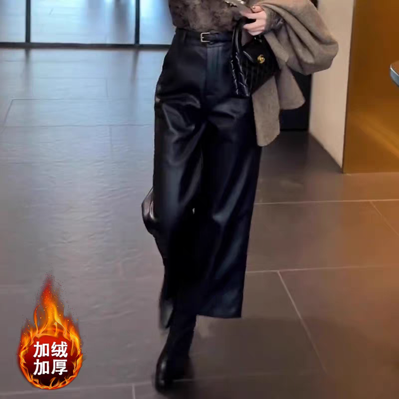 加绒咖色直筒皮裤女秋冬季2025新款高腰宽松显瘦九分窄版阔腿裤子
