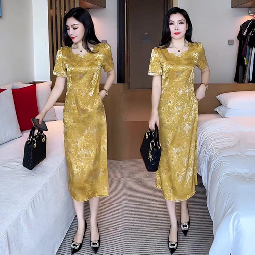 新中式风提花连衣裙女2026夏季新款短袖收腰裙气质显瘦中长A字裙